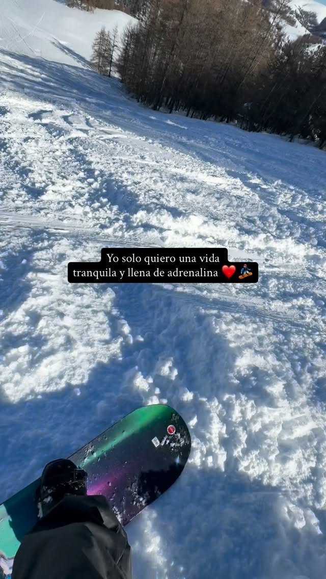 Más velocidad, más control y mucha más confianza en cada bajada. 🏂🔥
Este día sentí el cambio: mejor postura, giros más limpios y líneas más fluidas. Cada caída valió la pena para llegar a este nivel.

Seguimos puliendo técnica, buscando precisión y disfrutando cada segundo en la montaña. Esto recién empieza. ❄️💪

#snowboarding #progress #mountainlife #ridelife #pushyourlimits